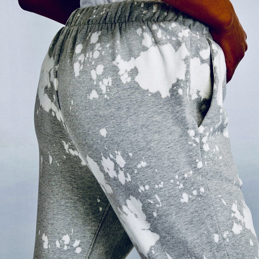 FRAME Bleach Dyed Sweatpants • Size S